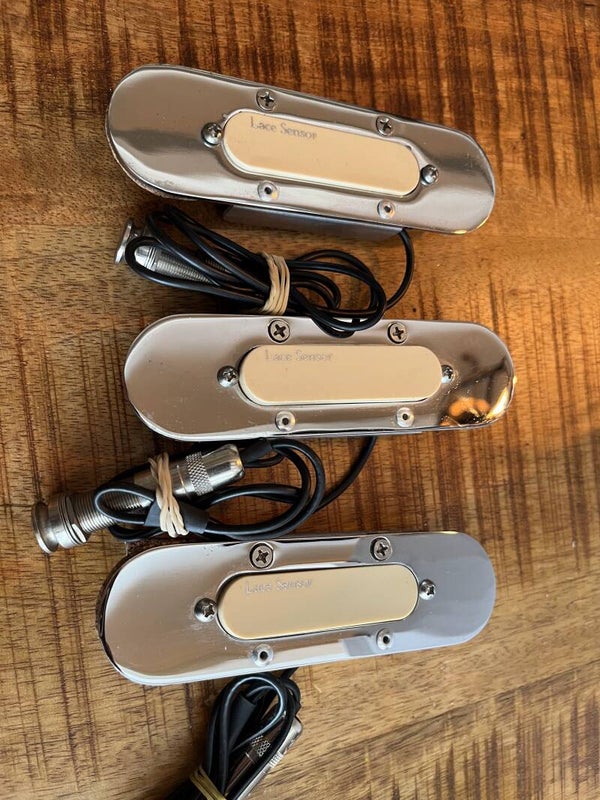 lace sound hole pick up