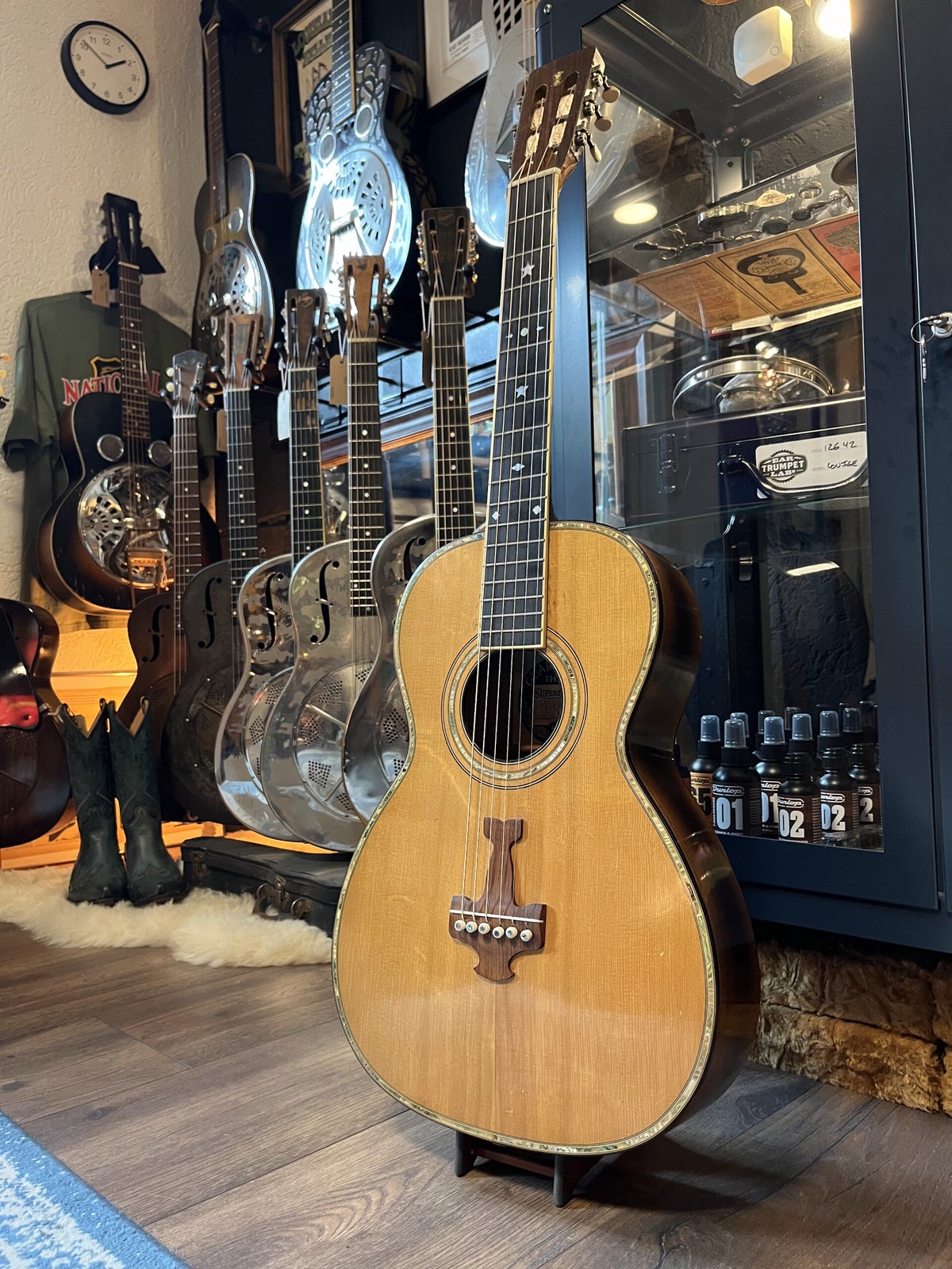 Guitars | Mainwood Guitars | Vintage & Exclusive