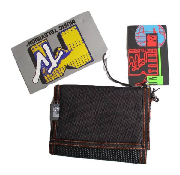 MTV WALLET MET KETTING BLACK