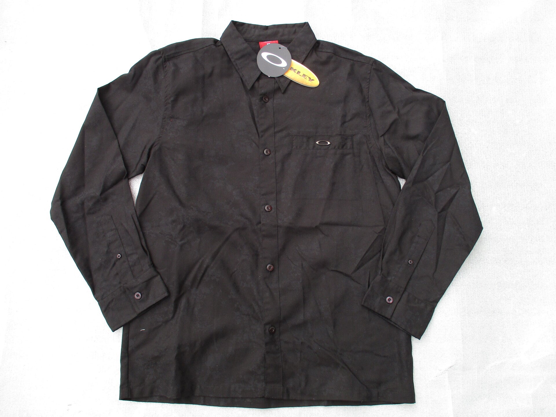OAKLEY VINTAGE LS GRAVEYARD BUTTON  SHIRT BLACK