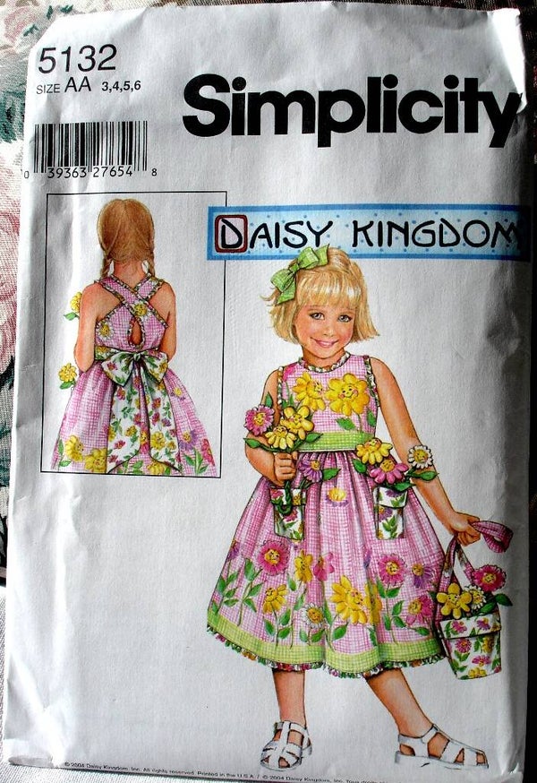 Simplicity 5132 Daisy Kingdom Girls Dress And Flowerpot Purse Pattern Size AA (3-6)