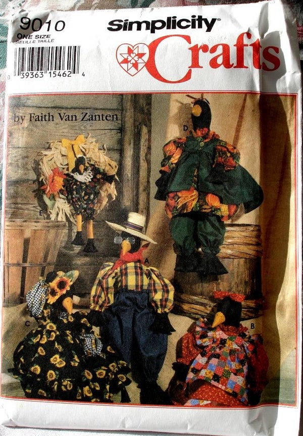 Simplicity 9010 Crow Clothing And Wreath Pattern By Faith Van Zanten