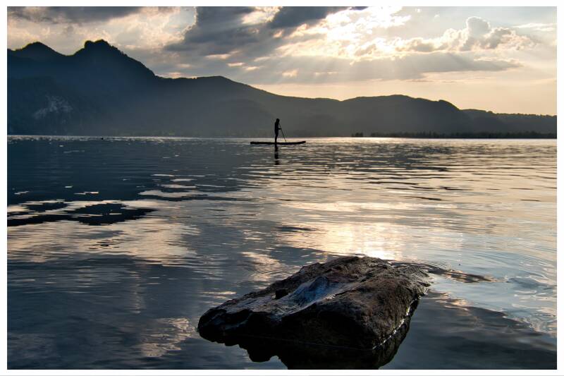 Standup-Paddler am Kochelsee