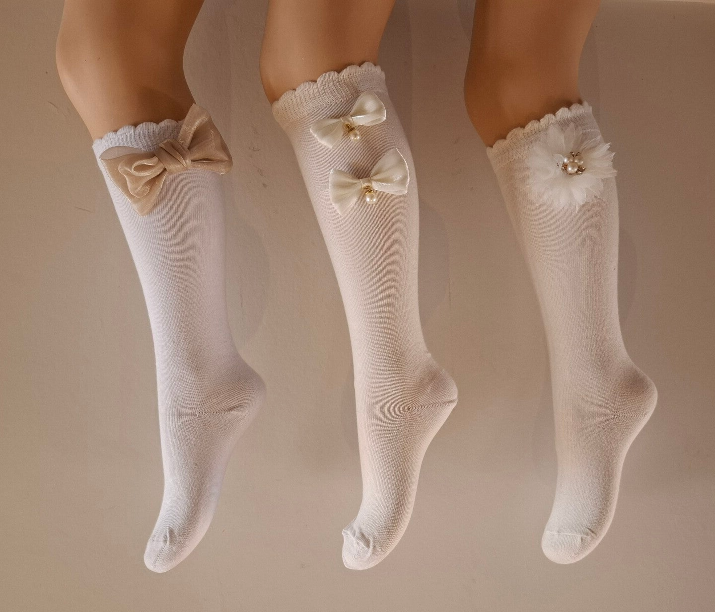 Damespanty's Conté, Mariaane en Manouxx