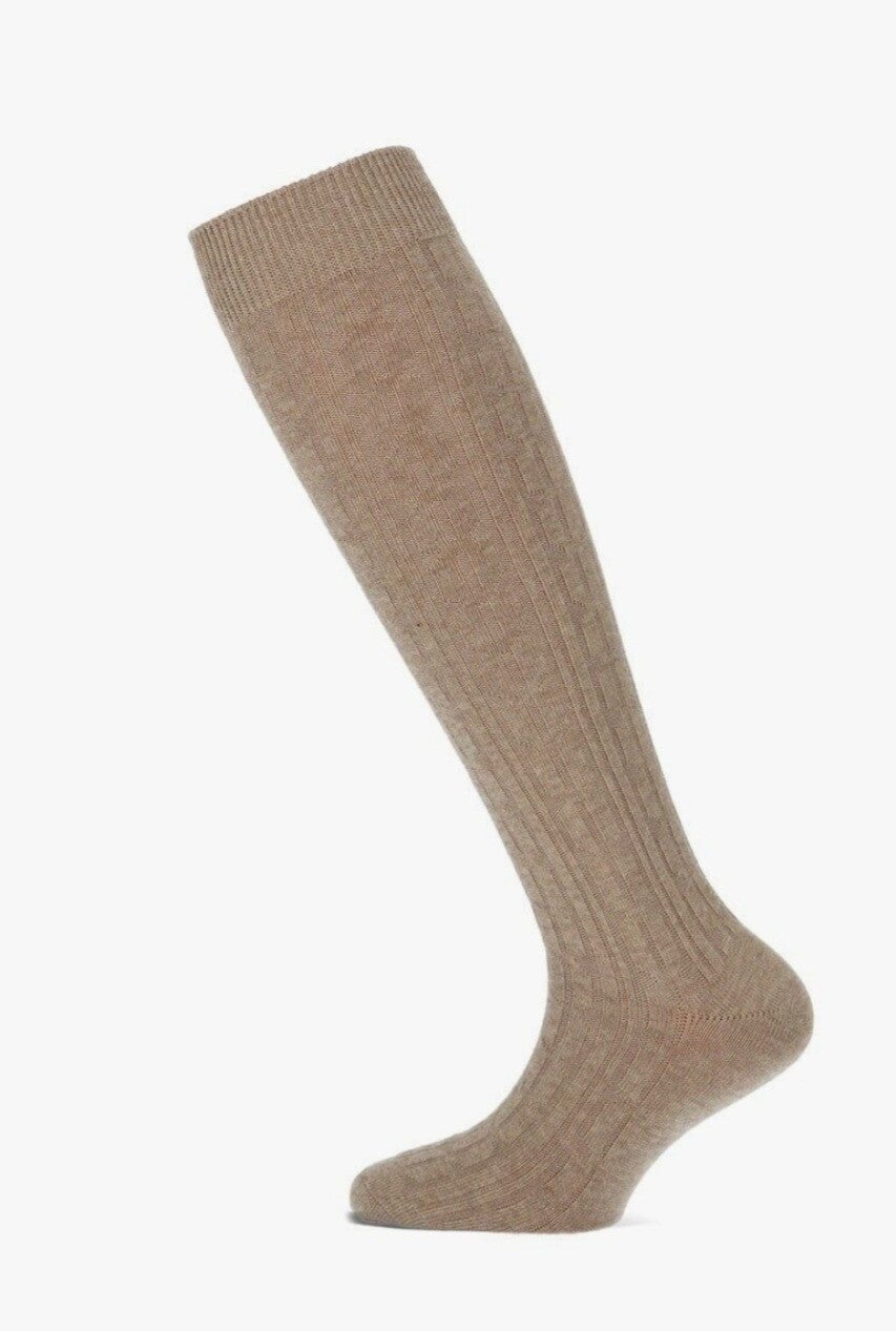 Yellow moon kniekousen met kabelmotief bruin melee