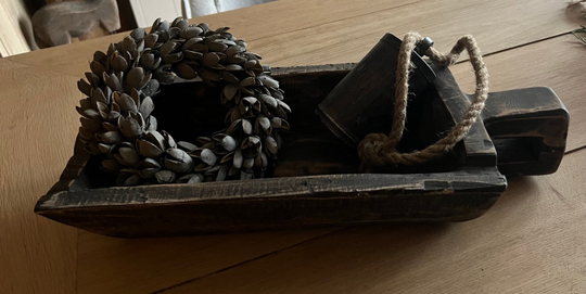 Oudhouten trog met handvat dark grey