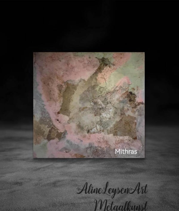 Mithras 80 x 84 x 3 cm