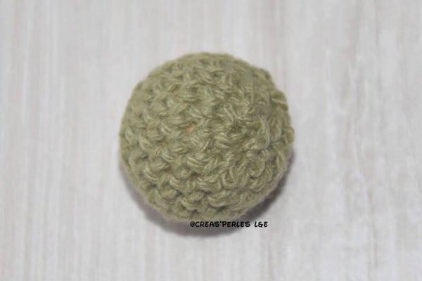 Boule en crochet kaki 20mm