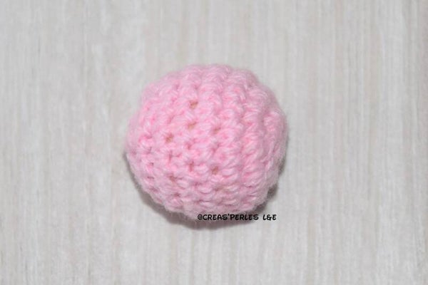 Boule en crochet rose 20mm