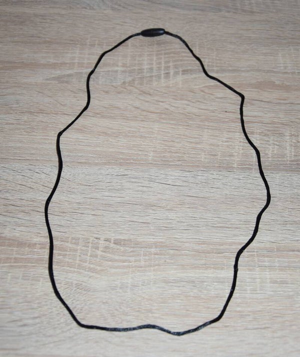 Collier d'allaitement prêt à l'emploi noir