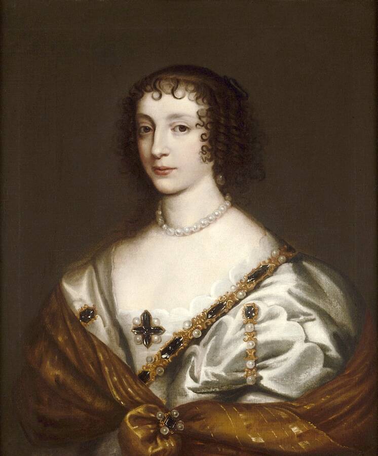 henrietta-maria-by-van-dyck-3.jpeg