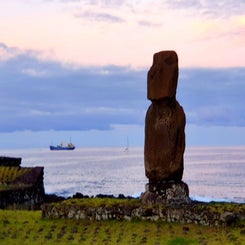 1-moai-et-mer-standard.jpg