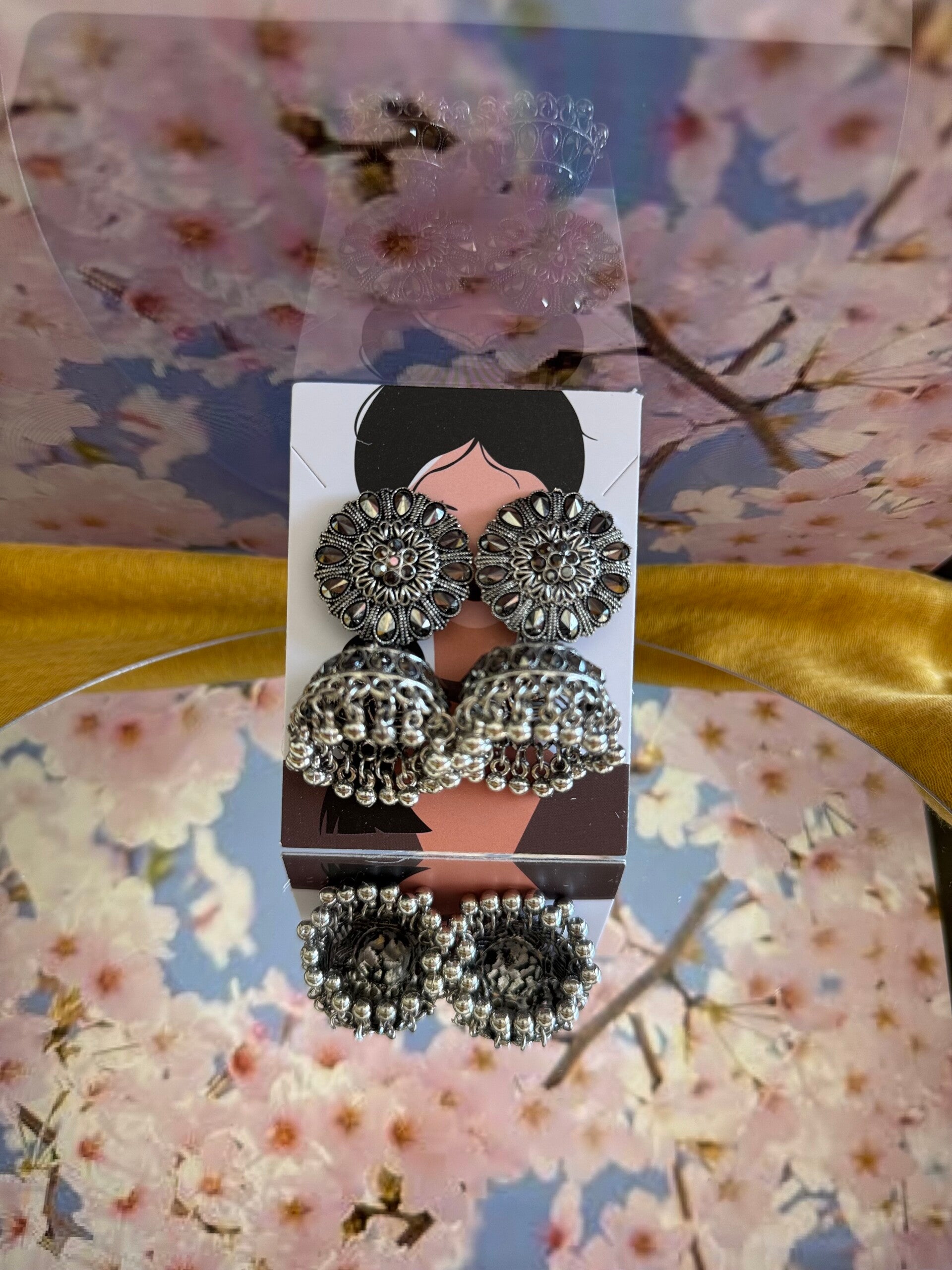 Metallic color Earring