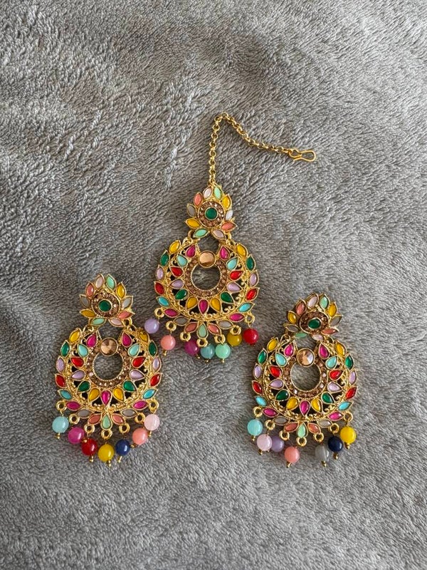 Multi color jhumka with maangtika