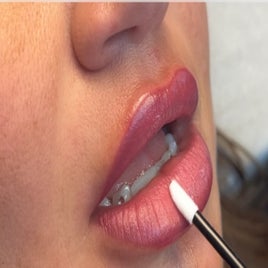 facetune_25-05-2025-18-45-27-standard.jpg