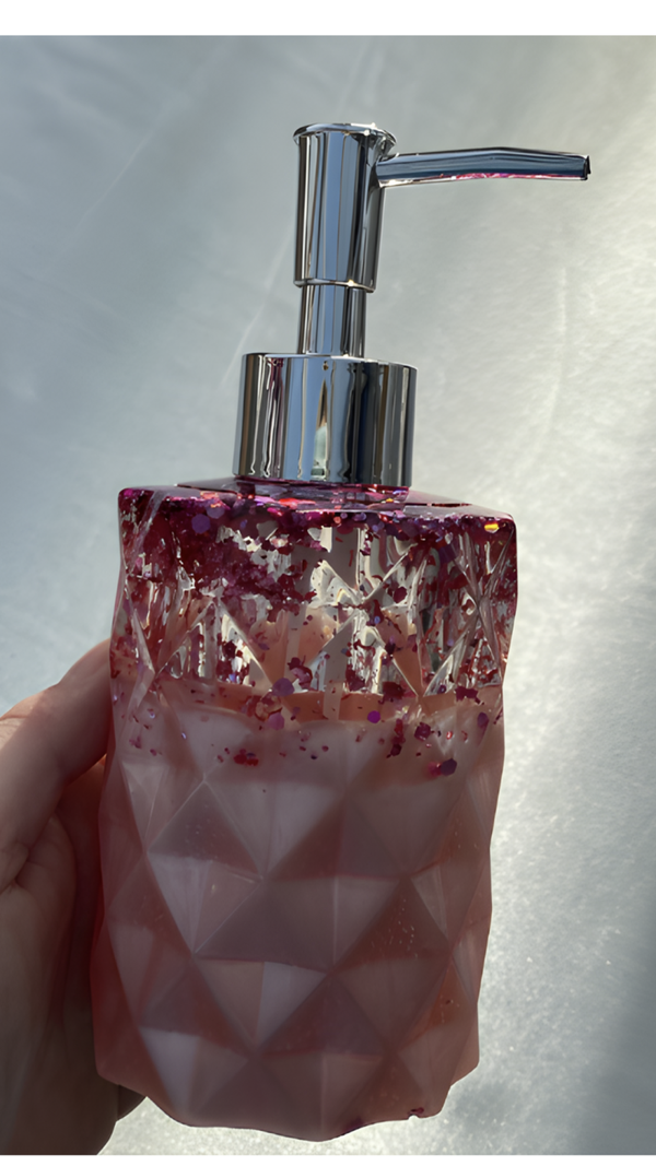 Seifenspender aus Epoxidharz