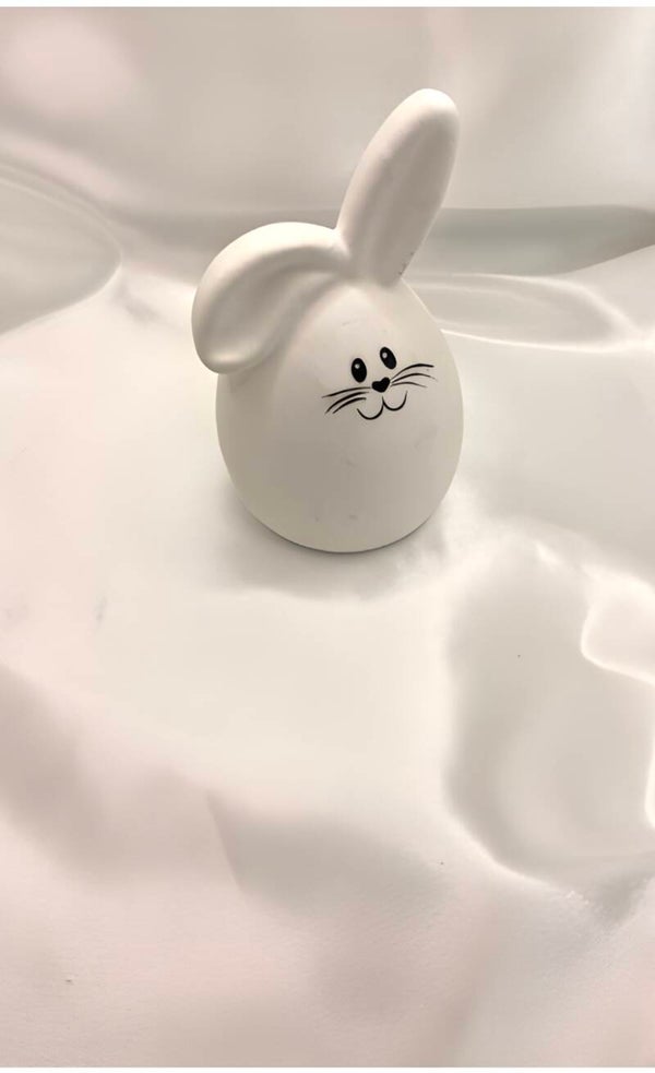Osterhase aus Keramikgießmasse