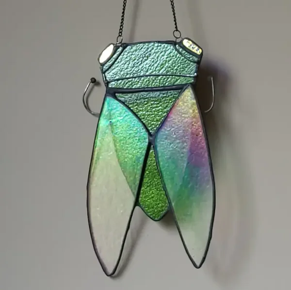 Green Iridescent Ciscada