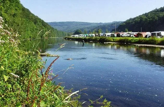 camping-la-vallee-rochehaut-7-standard.webp