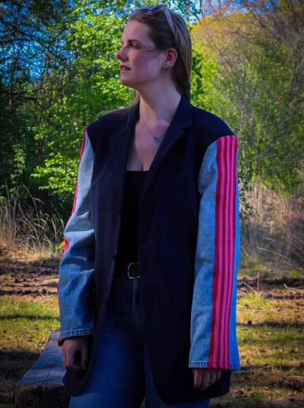 Blazer jeans & adidas