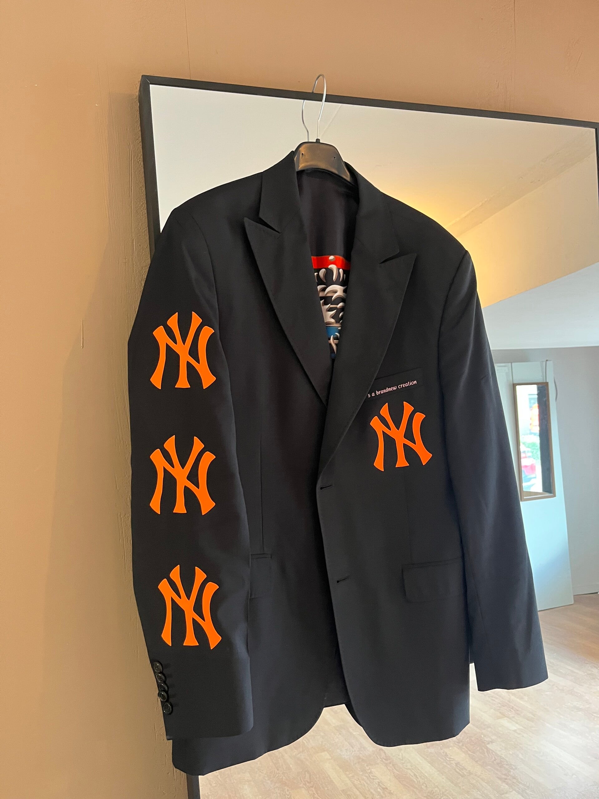 Yankees rework blazer