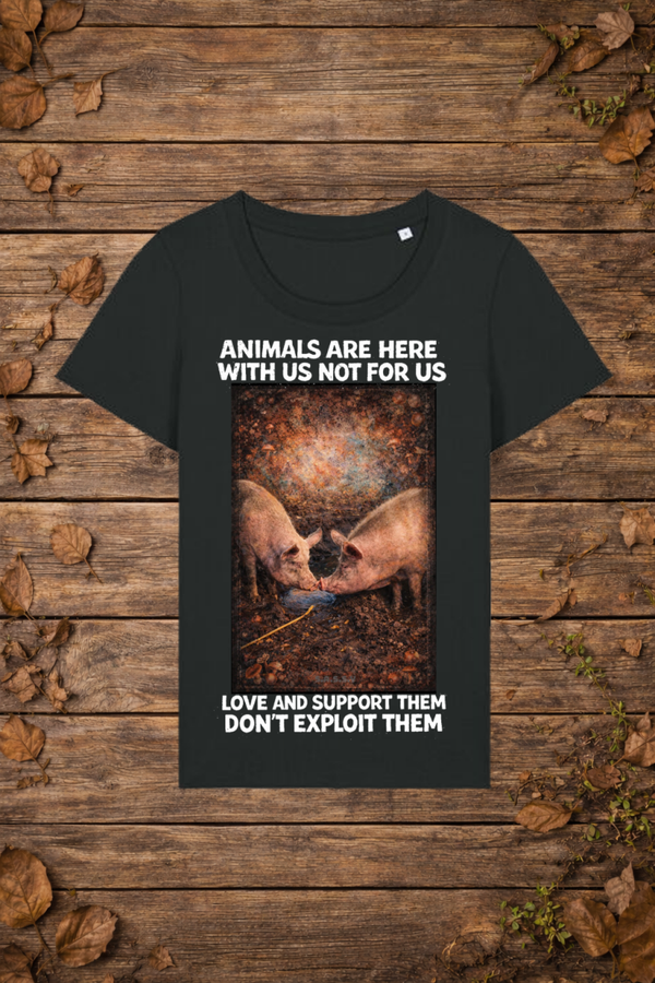 Animals are here with us not for us (vrouw)