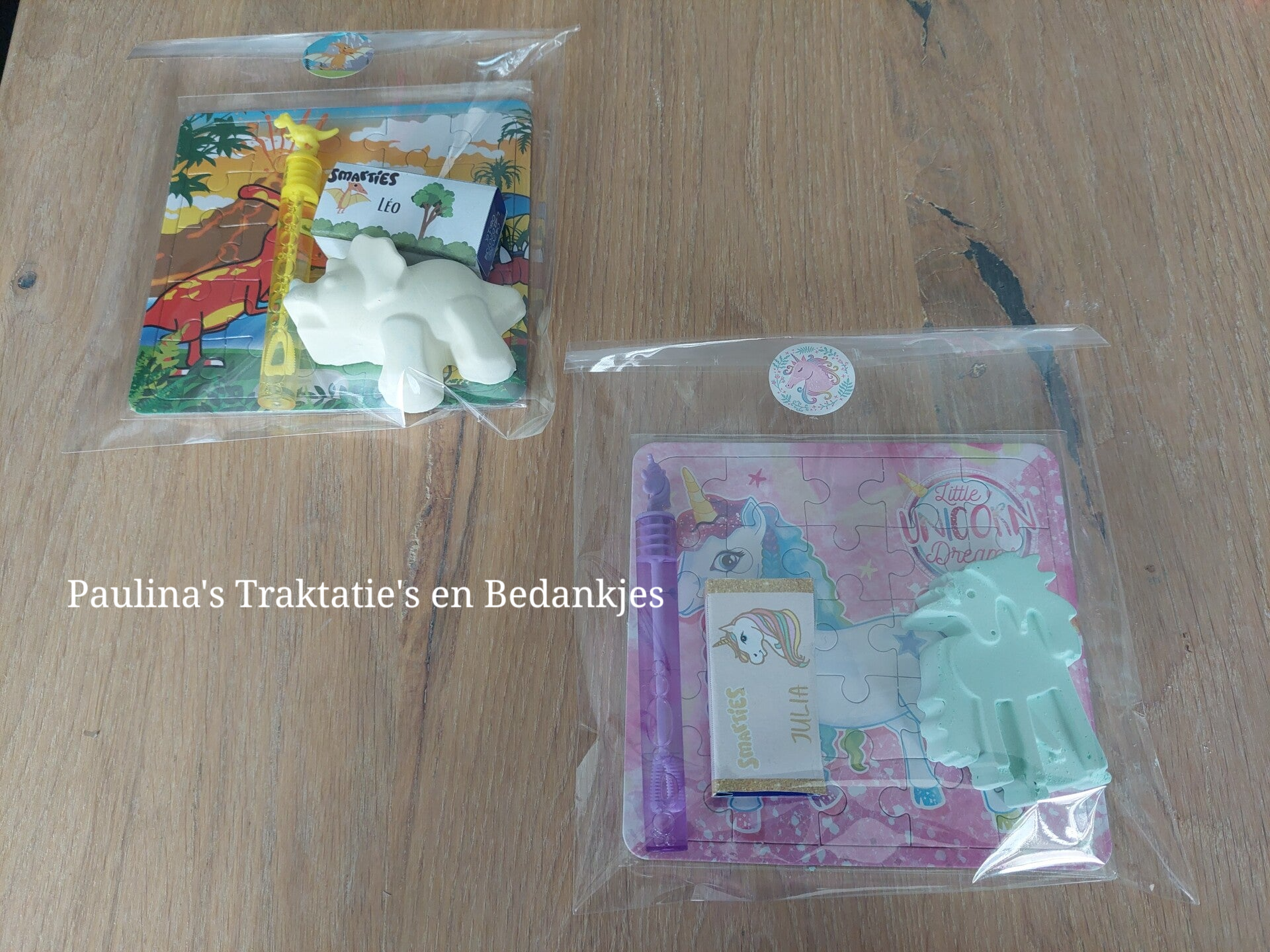 Puzzel dino of unicorn