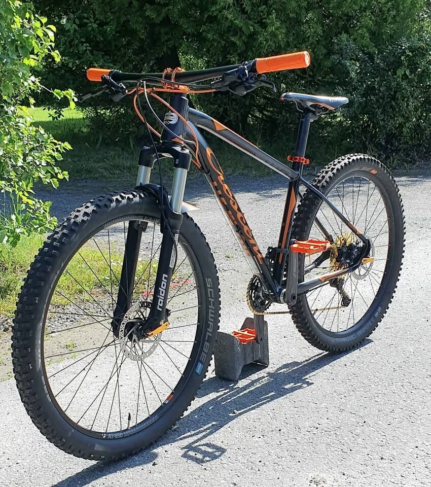 Crescent Freke 27.5" rungosta laatuosilla rakennettu, uusittu ja huollettu 2 x 10spd maastopyörä