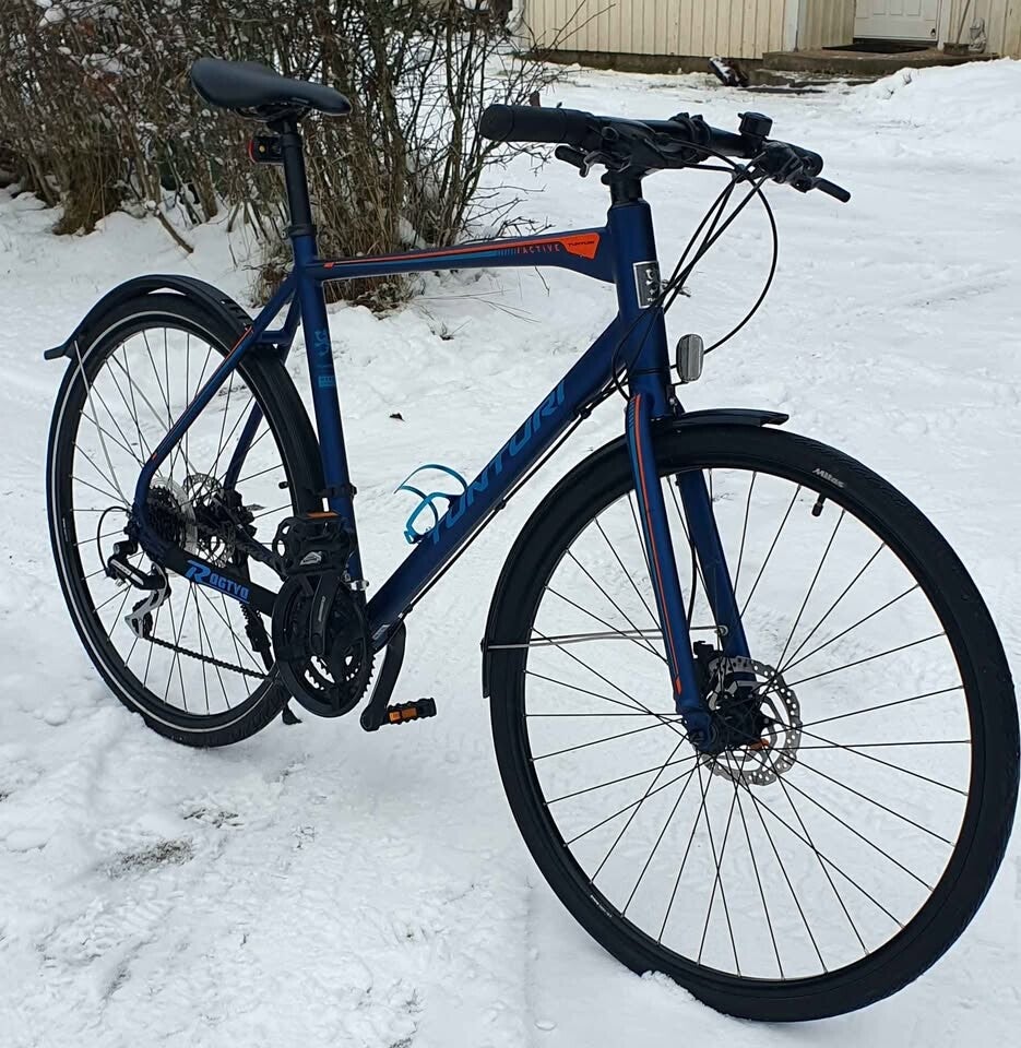 Tunturi Active 28" priimakuntoinen, upean värinen,juuri täysin huollettu 24-vaihteinen hybridipyörä