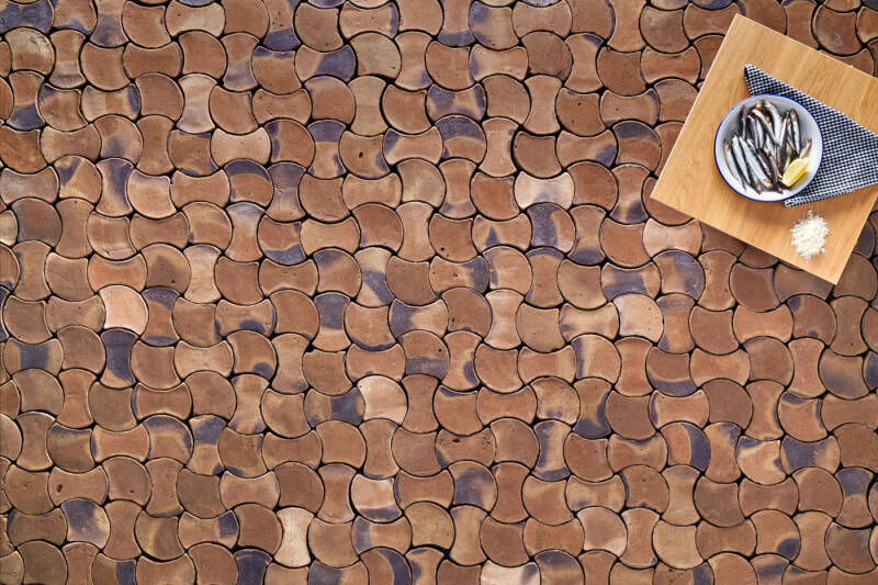 Tegels van klei / terracotta. Moderne tegels met historische charme, Prachtige kleurschakeringen en diverse vormen