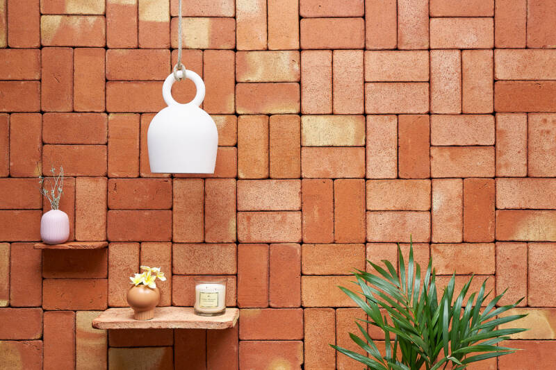 Tegels van klei / terracotta. Moderne tegels met historische charme, Prachtige kleurschakeringen en diverse vormen