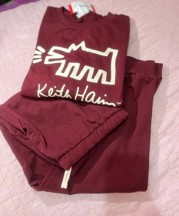 Set  Keith Haring