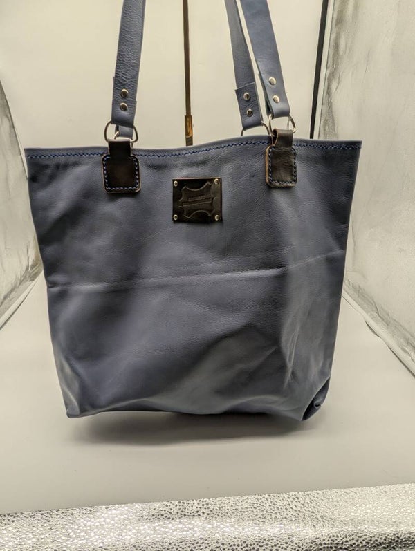 Large bucket bag