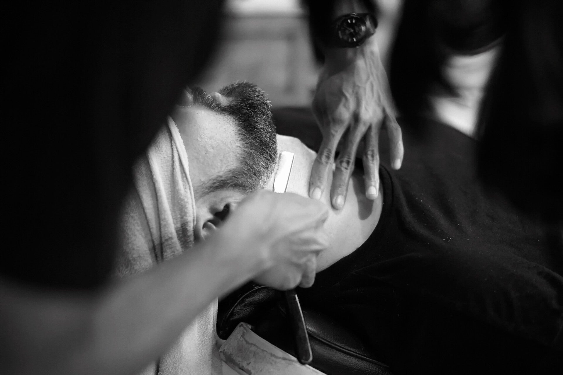12019-barber-1979440-standard.jpg