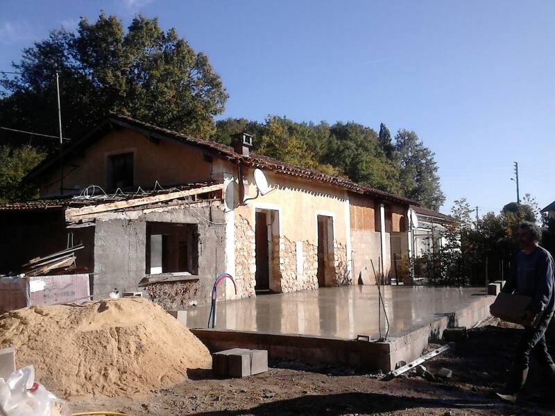 kh renovation et construction  en cour  d agrandissement