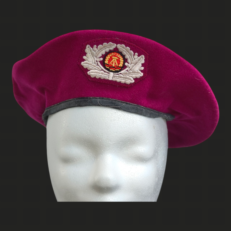 Barett Offiziere Zivilverteidigung DDR 1984 ZV Kopfbedeckung Offizier Barett Uniform Zivilverteidigung DDR Dienstgrad Offizier Sammlerstück Civil Defense beret GDR East Germany uniform