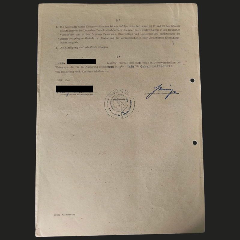 Dienstvertrag Offizier Luftschutz DDR Dokument LS Vertrag Offizier Dienstunterlagen Luftschutz Personalunterlagen DDR Sammlerstück Air defense officer service contract GDR East Germany document