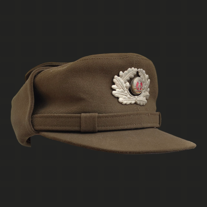 Skimütze Offiziere Luftschutz DDR Mitte Ende 1960er LS Kopfbedeckung Offizier Uniform Mütze Luftschutz Sammlerstück Air defense officer cap GDR East Germany uniform