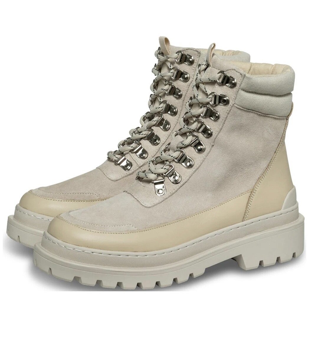 YAYA, suede hiker laarsje met canvas, sand | Door Mode \u0026 Labels by Door