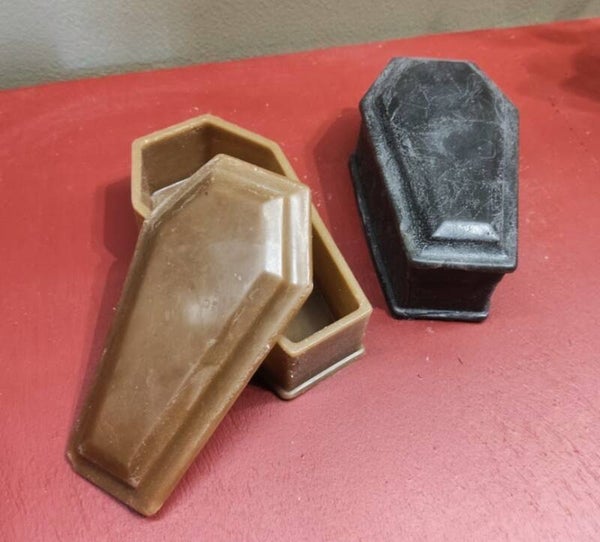 Beeswax Coffins (Burial Rites)