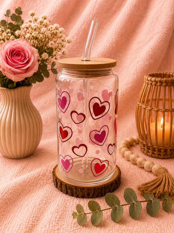 Glasbecher mit Deckel + Glasstrohhalm (Love/Herze)