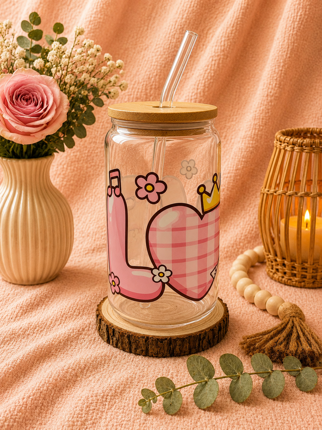 Glasbecher mit Deckel + Glasstrohhalm (LOVE Schriftzug)