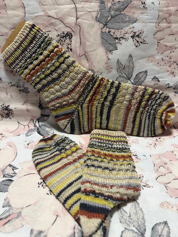 Handgestrickte Socken - Größe 38/39