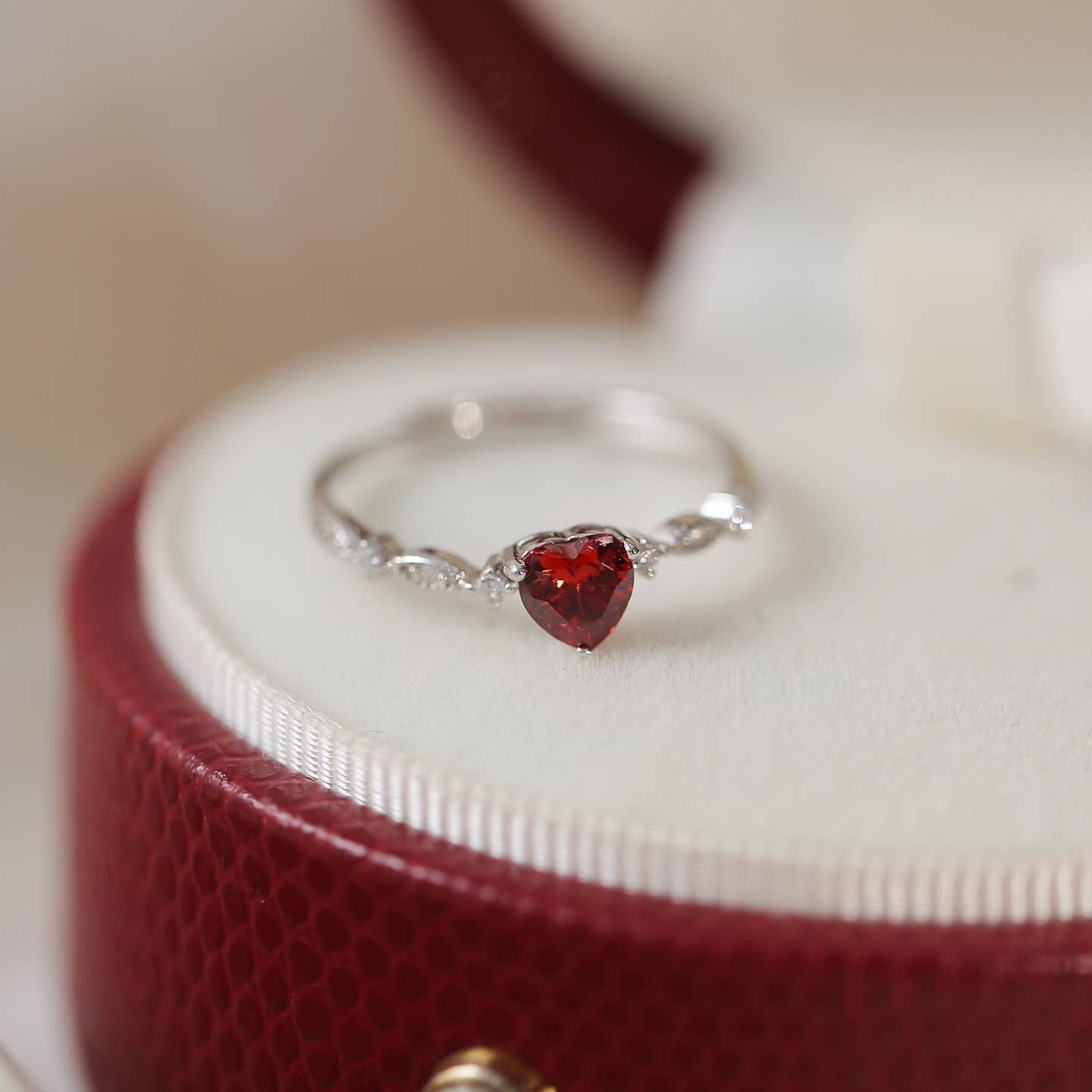 Anello Cuore Rosso