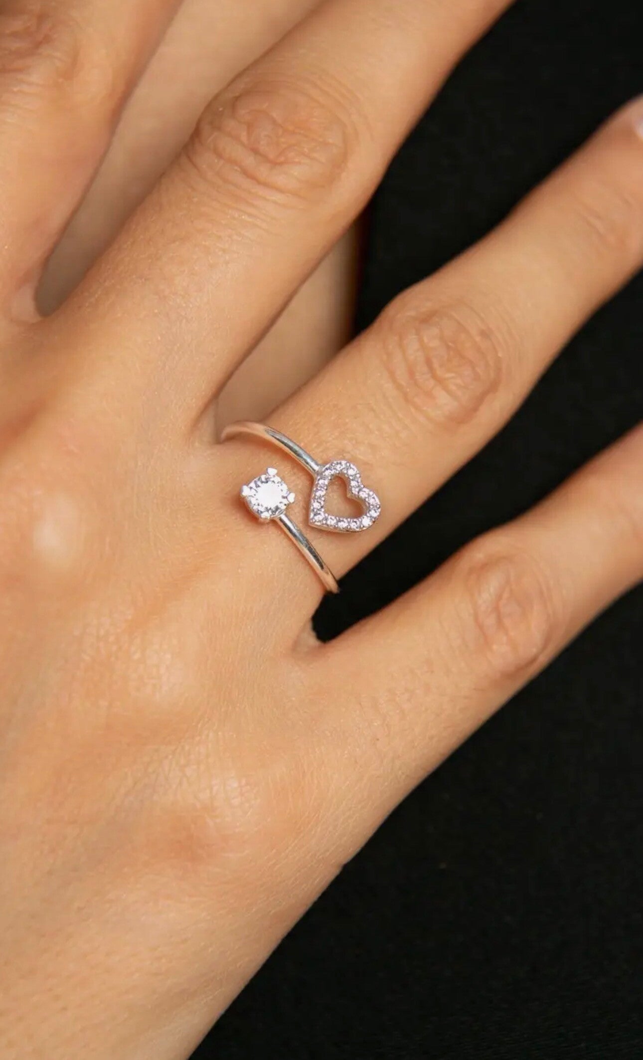 Anello cuore e zircone