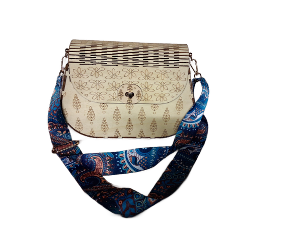 Holzhandtasche Modell Lea