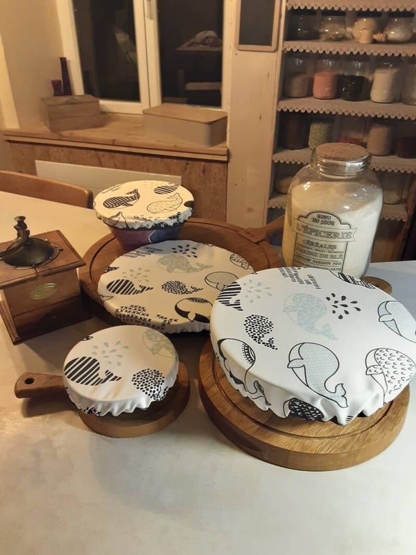 charlottes "des baleines dans mon placard" différentes formes, différentes tailles (tableau ci-dessous) de 1,5€ à 10€ pièce