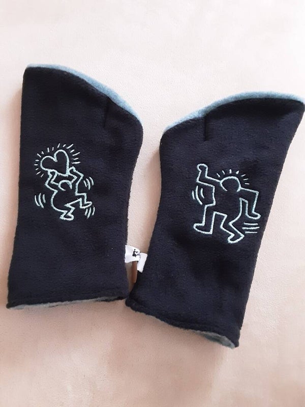 Pensée pour Keith Haring en noir et vert amande