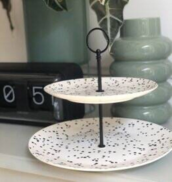 Etagere dots