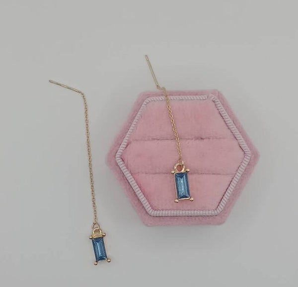 Dunne hangertjes blauw steentje